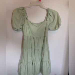 Tie back light green tiered dress